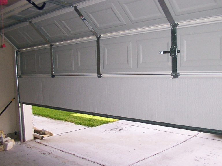Garage Door repair and installation Services in Kissimmee FL 34741